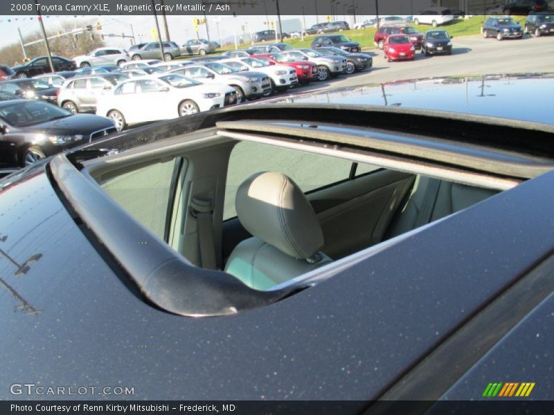 Magnetic Gray Metallic / Ash 2008 Toyota Camry XLE