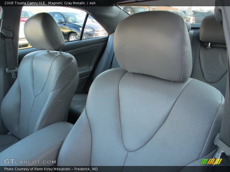 Magnetic Gray Metallic / Ash 2008 Toyota Camry XLE