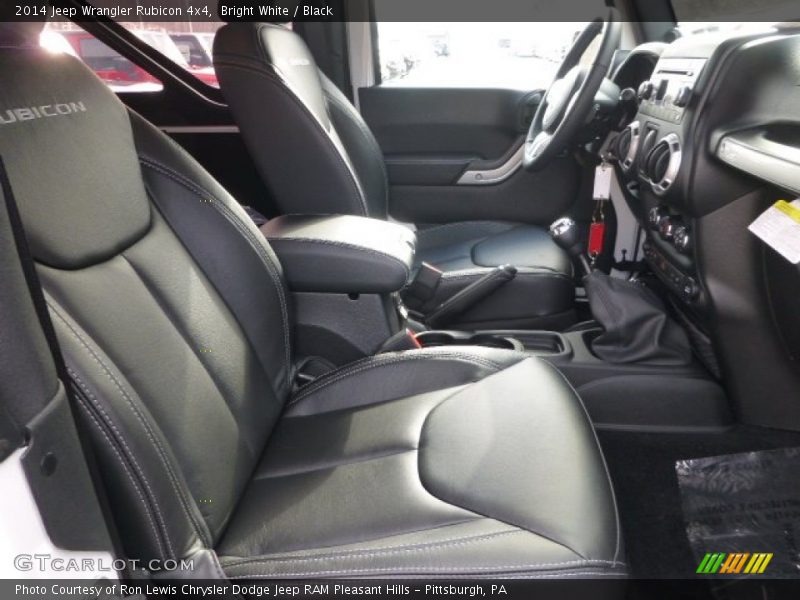 Bright White / Black 2014 Jeep Wrangler Rubicon 4x4