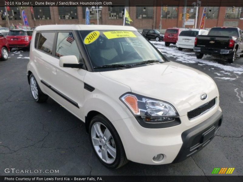 Dune Beige / Sand/Black Houndstooth Cloth 2010 Kia Soul !