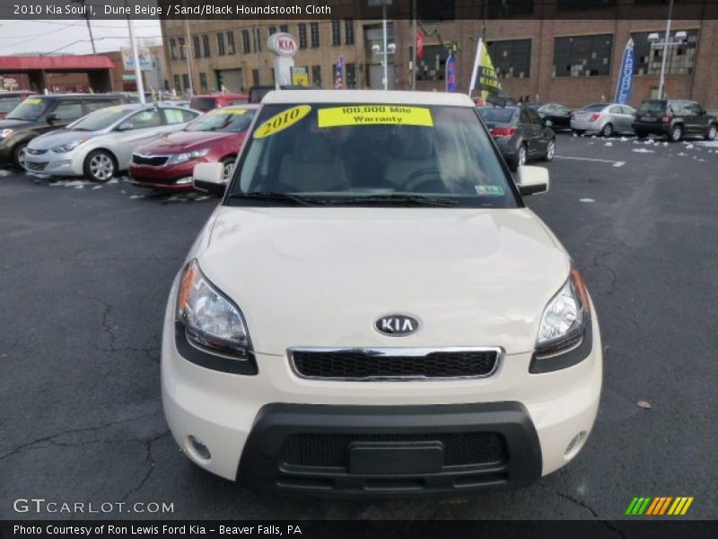 Dune Beige / Sand/Black Houndstooth Cloth 2010 Kia Soul !