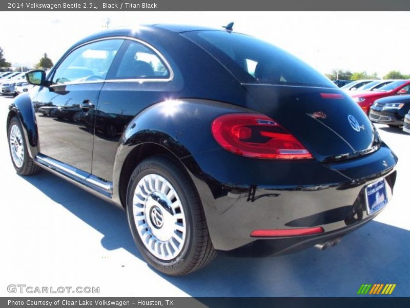 Black / Titan Black 2014 Volkswagen Beetle 2.5L