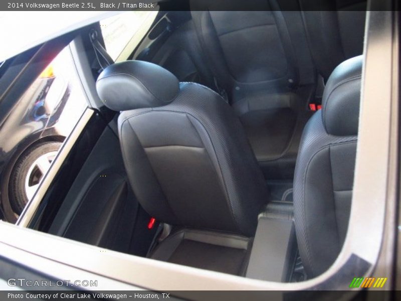 Black / Titan Black 2014 Volkswagen Beetle 2.5L