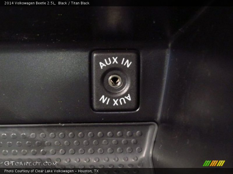 Black / Titan Black 2014 Volkswagen Beetle 2.5L