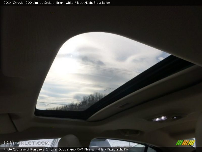 Bright White / Black/Light Frost Beige 2014 Chrysler 200 Limited Sedan