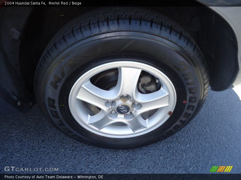 Merlot Red / Beige 2004 Hyundai Santa Fe