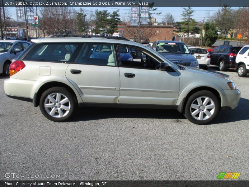 Champagne Gold Opal / Warm Ivory Tweed 2007 Subaru Outback 2.5i Wagon