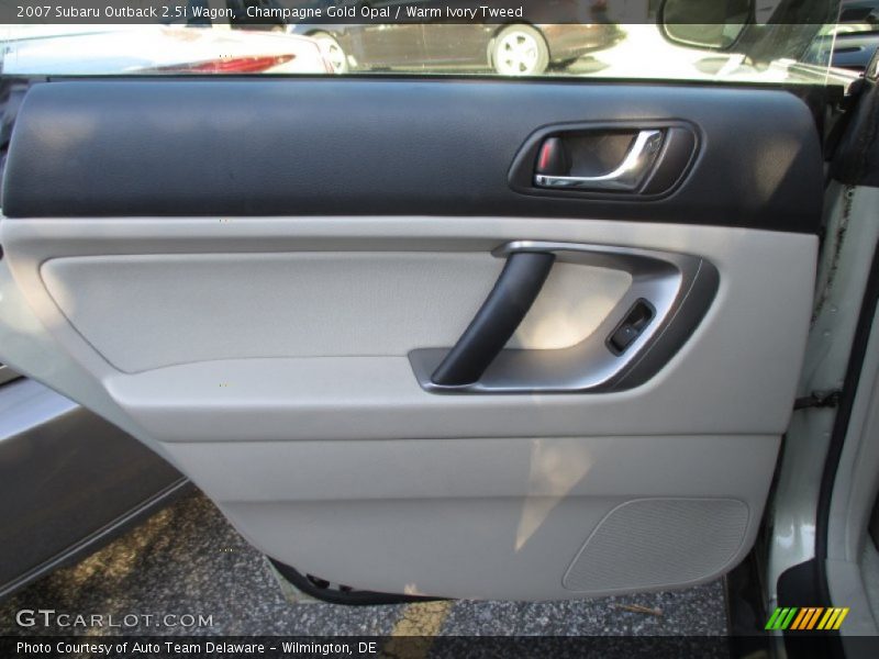 Champagne Gold Opal / Warm Ivory Tweed 2007 Subaru Outback 2.5i Wagon