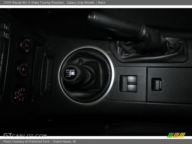 Galaxy Gray Metallic / Black 2006 Mazda MX-5 Miata Touring Roadster