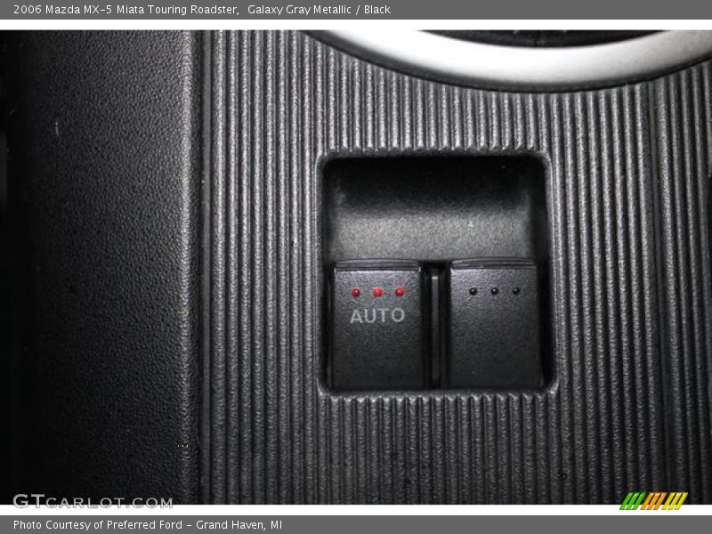 Galaxy Gray Metallic / Black 2006 Mazda MX-5 Miata Touring Roadster