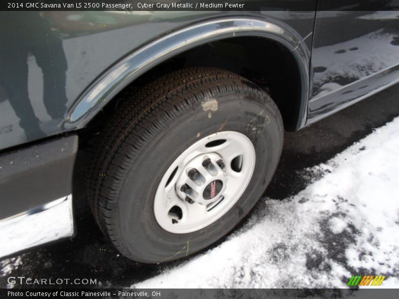Cyber Gray Metallic / Medium Pewter 2014 GMC Savana Van LS 2500 Passenger