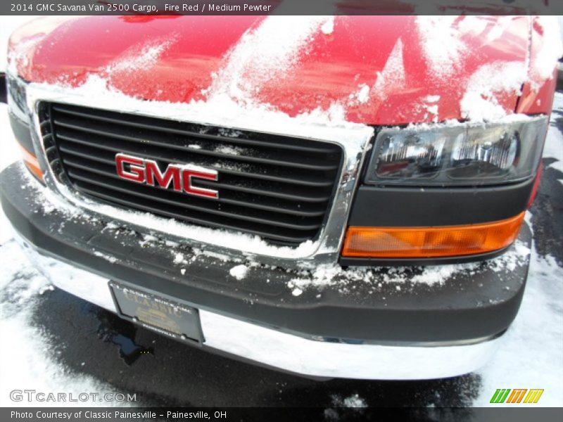 Fire Red / Medium Pewter 2014 GMC Savana Van 2500 Cargo