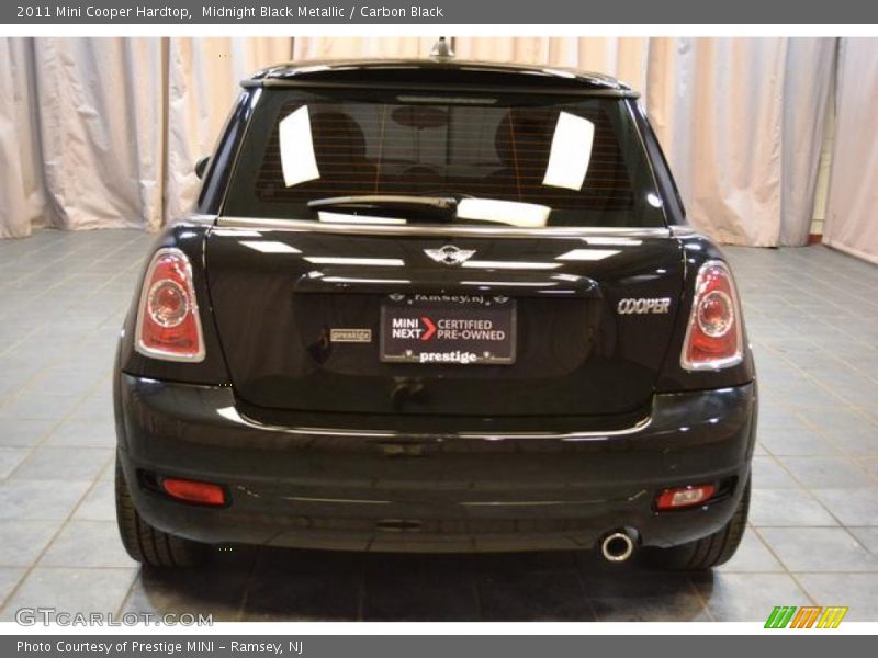 Midnight Black Metallic / Carbon Black 2011 Mini Cooper Hardtop