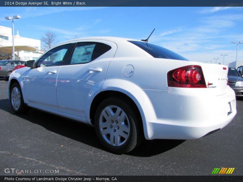Bright White / Black 2014 Dodge Avenger SE