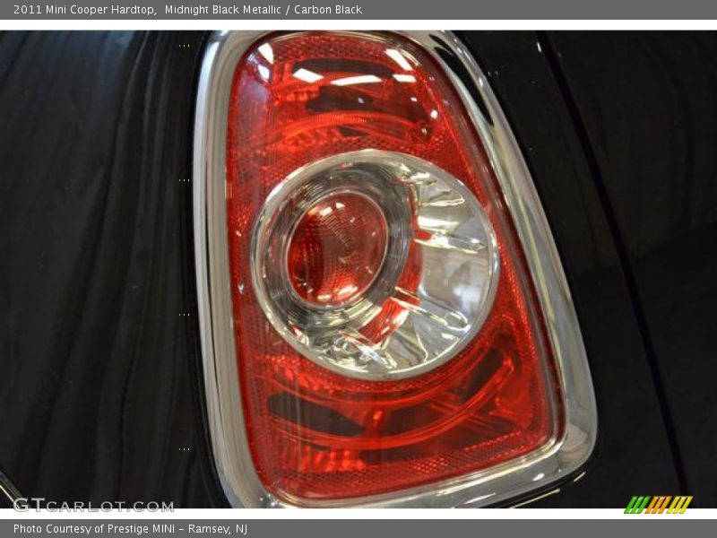 Midnight Black Metallic / Carbon Black 2011 Mini Cooper Hardtop