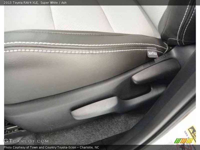 Super White / Ash 2013 Toyota RAV4 XLE
