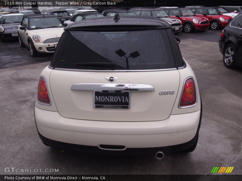 Pepper White / Grey/Carbon Black 2010 Mini Cooper Hardtop