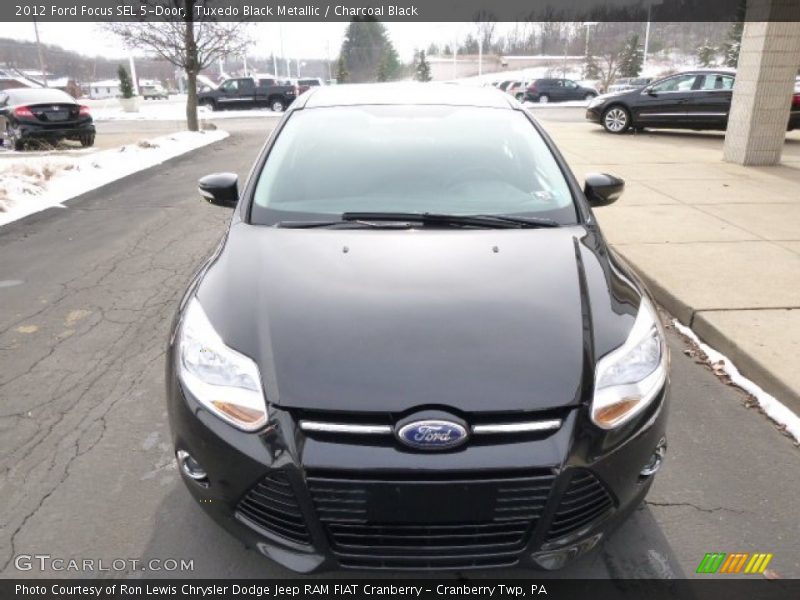 Tuxedo Black Metallic / Charcoal Black 2012 Ford Focus SEL 5-Door