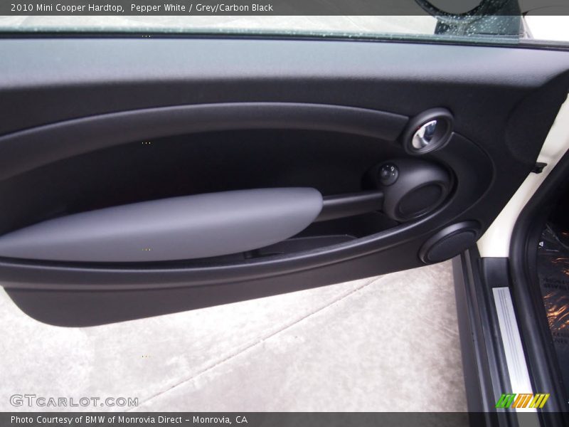Pepper White / Grey/Carbon Black 2010 Mini Cooper Hardtop