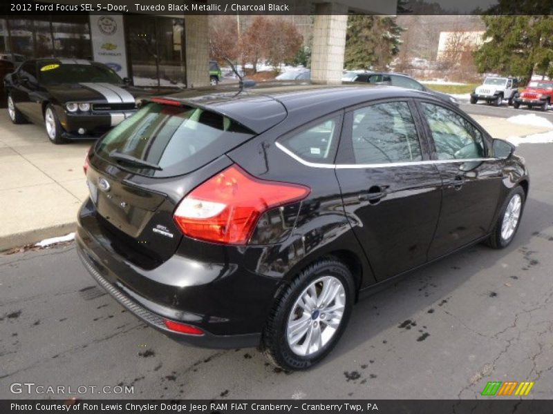 Tuxedo Black Metallic / Charcoal Black 2012 Ford Focus SEL 5-Door