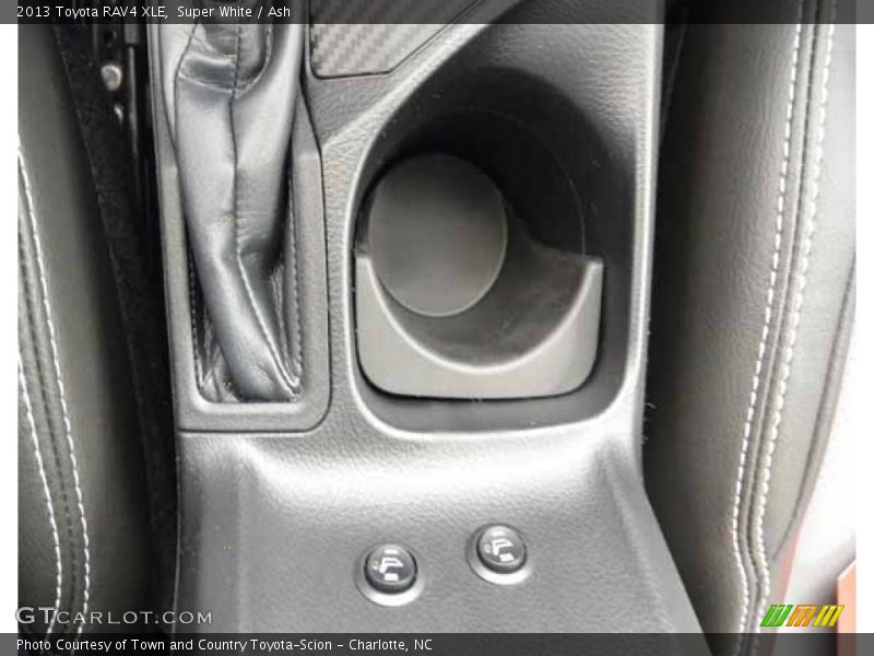 Super White / Ash 2013 Toyota RAV4 XLE