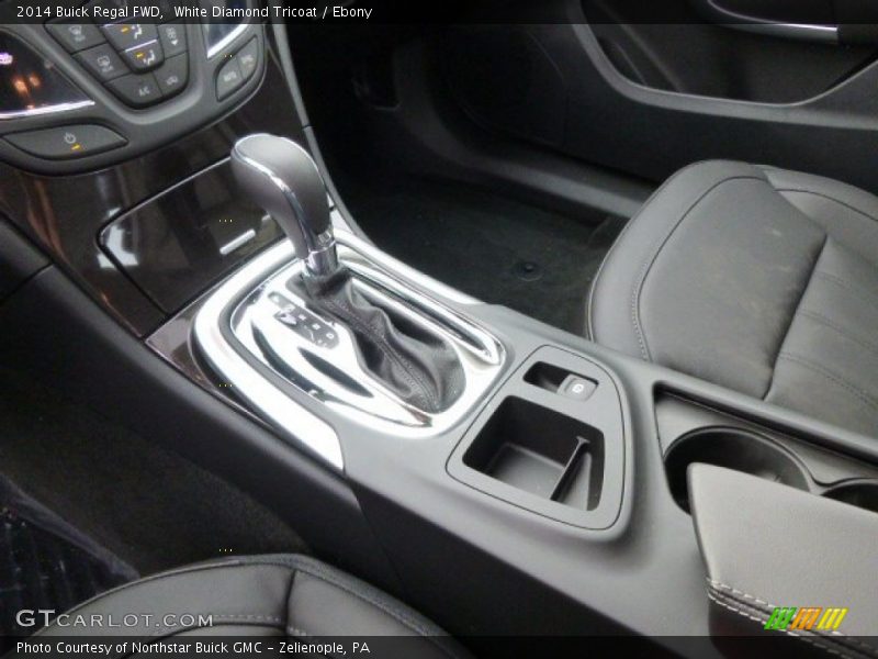 White Diamond Tricoat / Ebony 2014 Buick Regal FWD