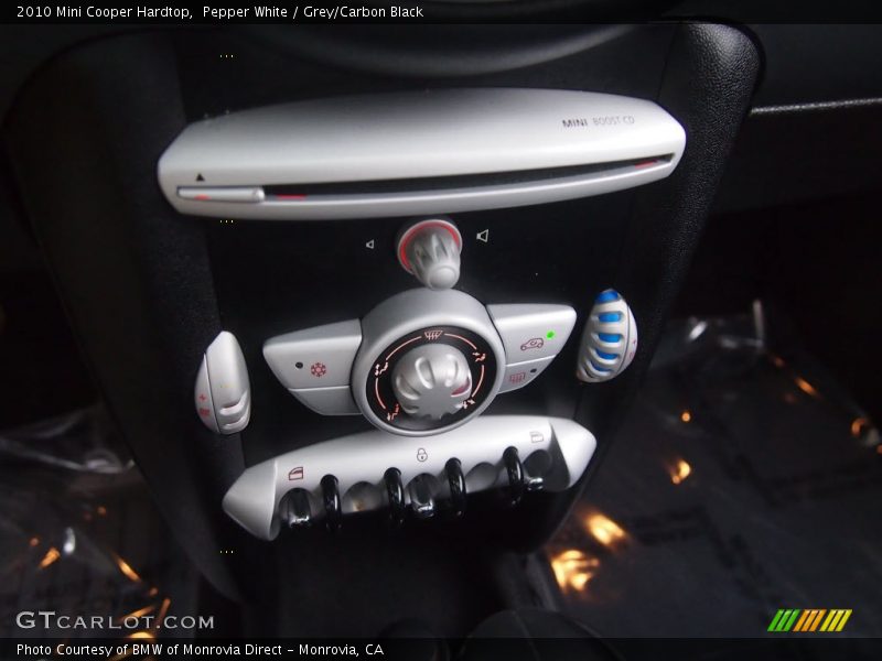 Pepper White / Grey/Carbon Black 2010 Mini Cooper Hardtop