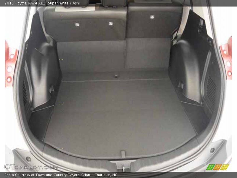 Super White / Ash 2013 Toyota RAV4 XLE