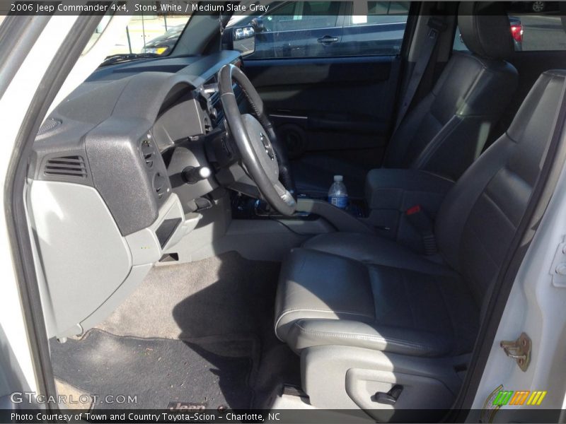 Stone White / Medium Slate Gray 2006 Jeep Commander 4x4