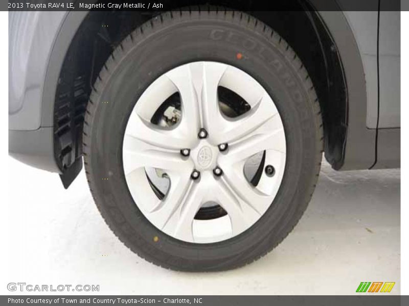 Magnetic Gray Metallic / Ash 2013 Toyota RAV4 LE