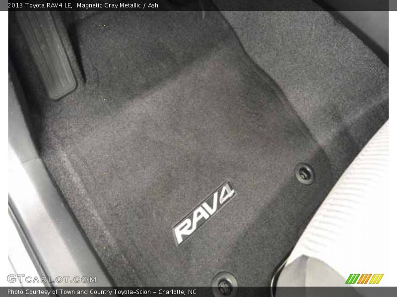 Magnetic Gray Metallic / Ash 2013 Toyota RAV4 LE