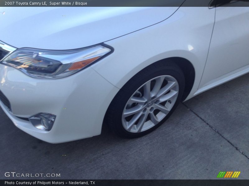 Super White / Bisque 2007 Toyota Camry LE