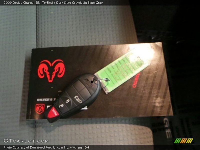 TorRed / Dark Slate Gray/Light Slate Gray 2009 Dodge Charger SE