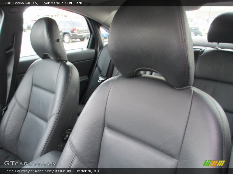 Silver Metallic / Off Black 2006 Volvo S40 T5