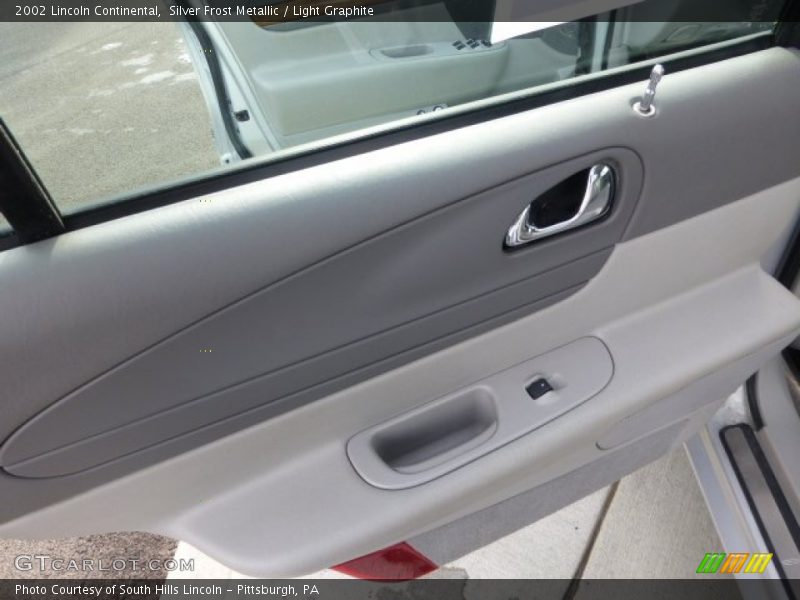 Silver Frost Metallic / Light Graphite 2002 Lincoln Continental