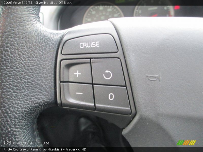 Silver Metallic / Off Black 2006 Volvo S40 T5