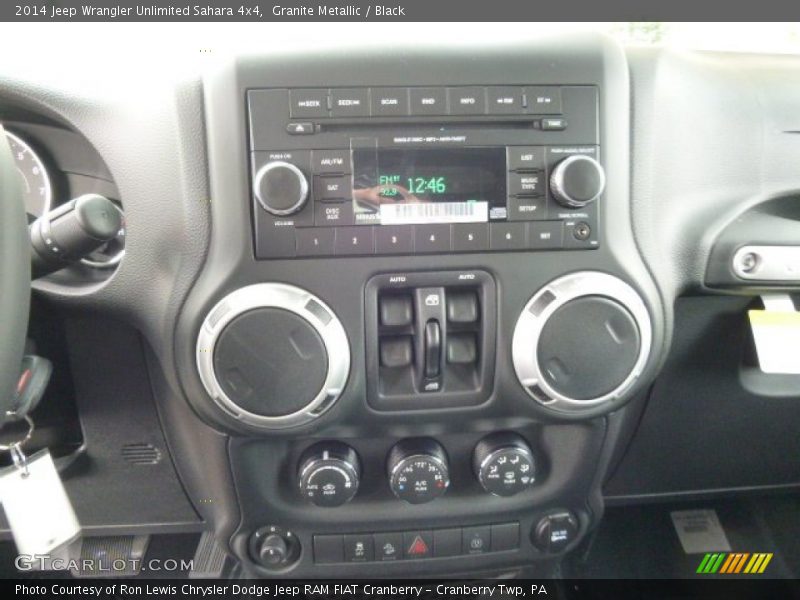 Granite Metallic / Black 2014 Jeep Wrangler Unlimited Sahara 4x4