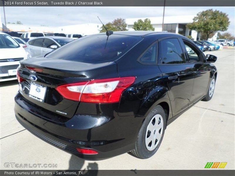 Tuxedo Black / Charcoal Black 2014 Ford Focus S Sedan