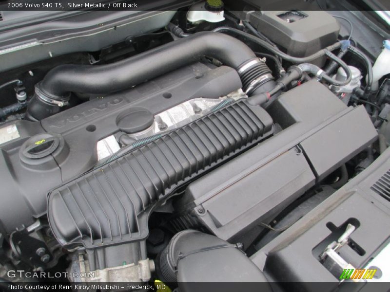 Silver Metallic / Off Black 2006 Volvo S40 T5