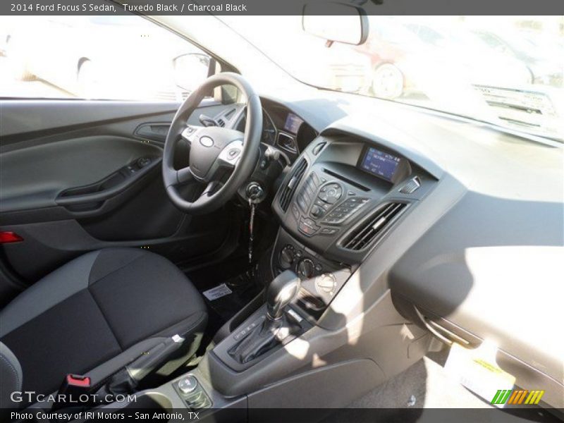 Tuxedo Black / Charcoal Black 2014 Ford Focus S Sedan