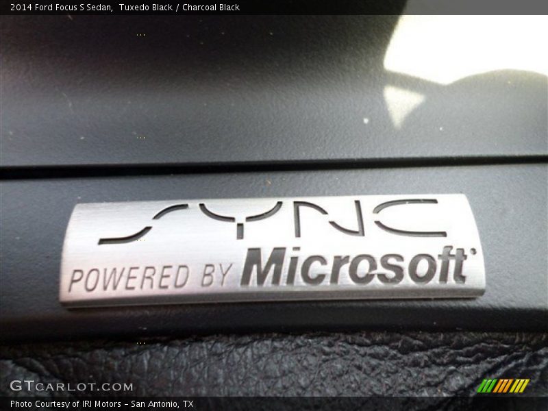 Tuxedo Black / Charcoal Black 2014 Ford Focus S Sedan