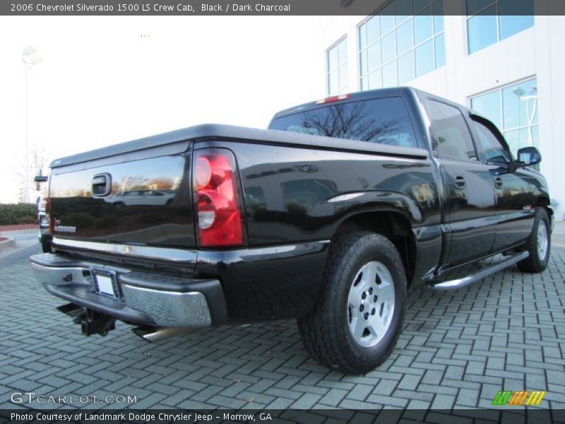 Black / Dark Charcoal 2006 Chevrolet Silverado 1500 LS Crew Cab