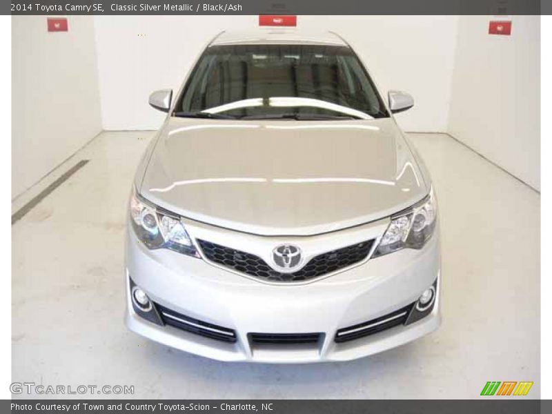 Classic Silver Metallic / Black/Ash 2014 Toyota Camry SE