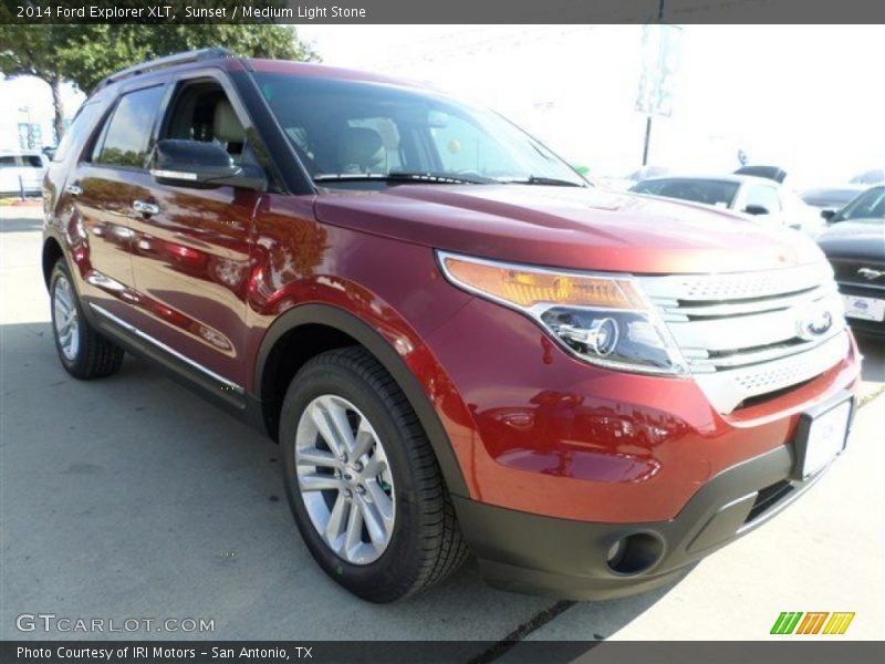 Sunset / Medium Light Stone 2014 Ford Explorer XLT