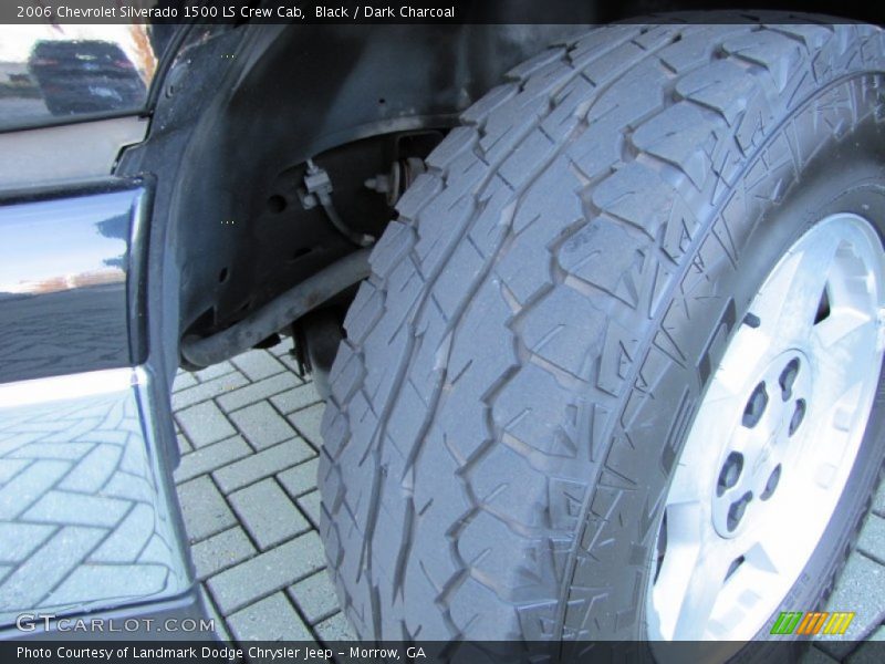 Black / Dark Charcoal 2006 Chevrolet Silverado 1500 LS Crew Cab
