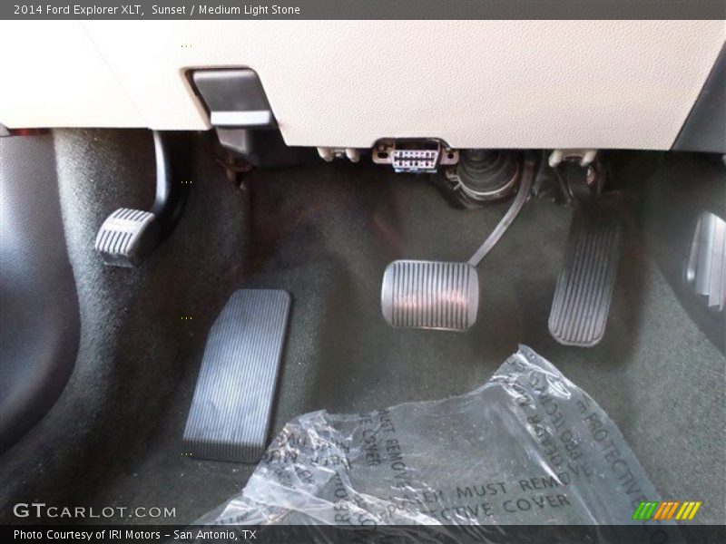 Sunset / Medium Light Stone 2014 Ford Explorer XLT
