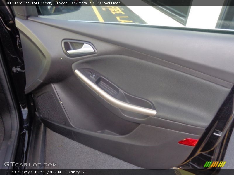 Tuxedo Black Metallic / Charcoal Black 2012 Ford Focus SEL Sedan