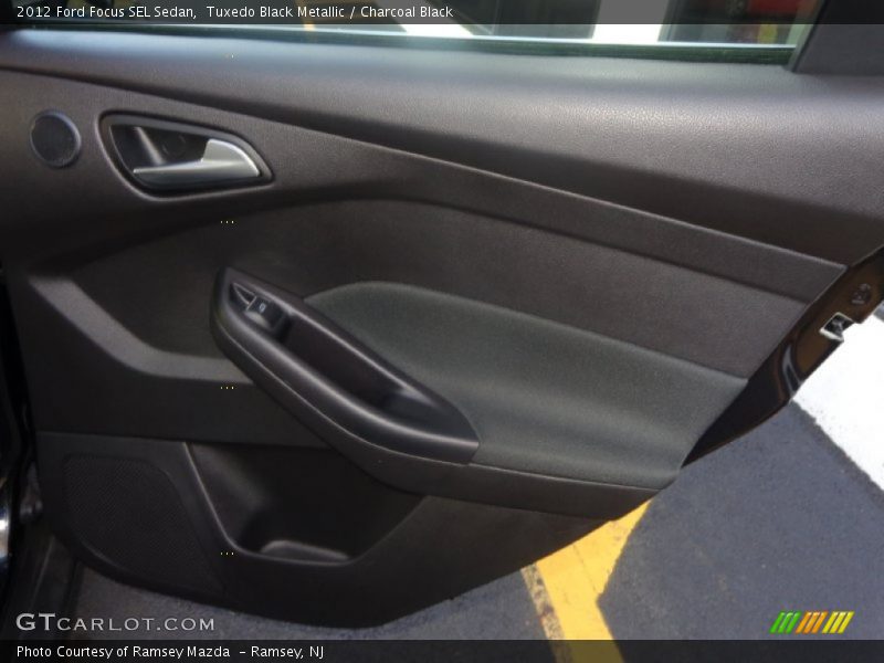 Tuxedo Black Metallic / Charcoal Black 2012 Ford Focus SEL Sedan