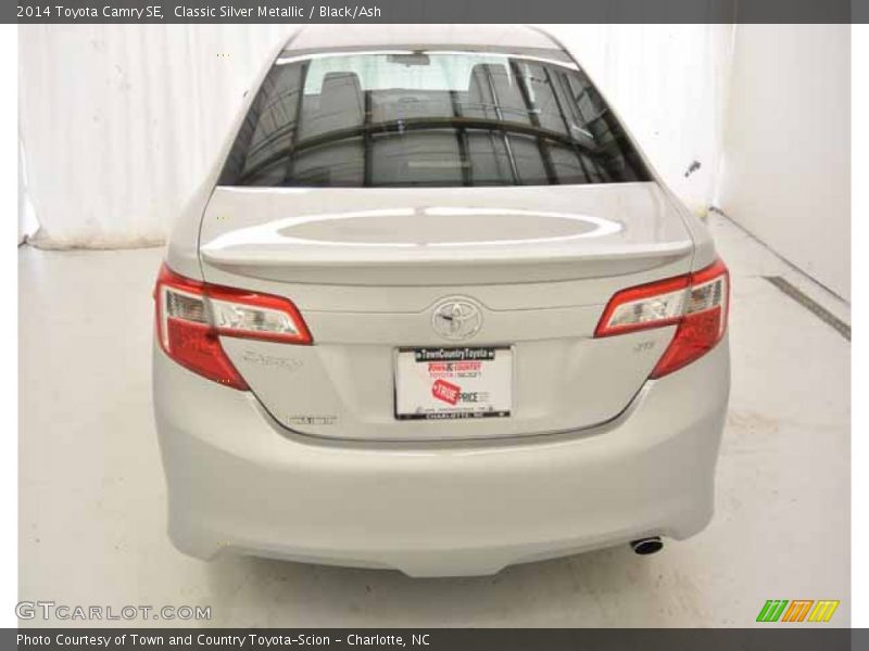 Classic Silver Metallic / Black/Ash 2014 Toyota Camry SE