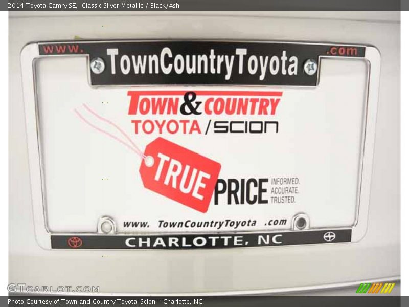 Classic Silver Metallic / Black/Ash 2014 Toyota Camry SE